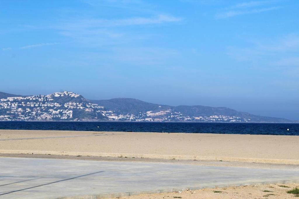 Vista Al Mar, Wifi, Centro Apartment Empuriabrava Exterior photo